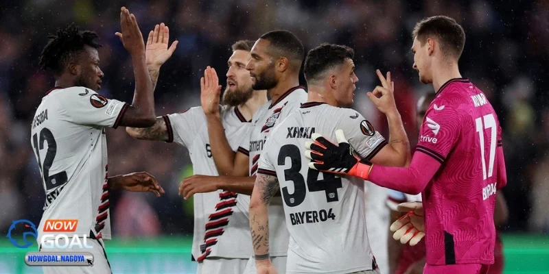 Trận chung kết năm 2004 - Cú ngược dòng lịch sử